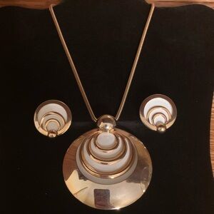 Vintage costume necklace and clip on earrings